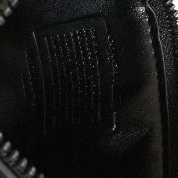 Coach Marvel Zip Card Case Black Panther - Picture 6 of 8